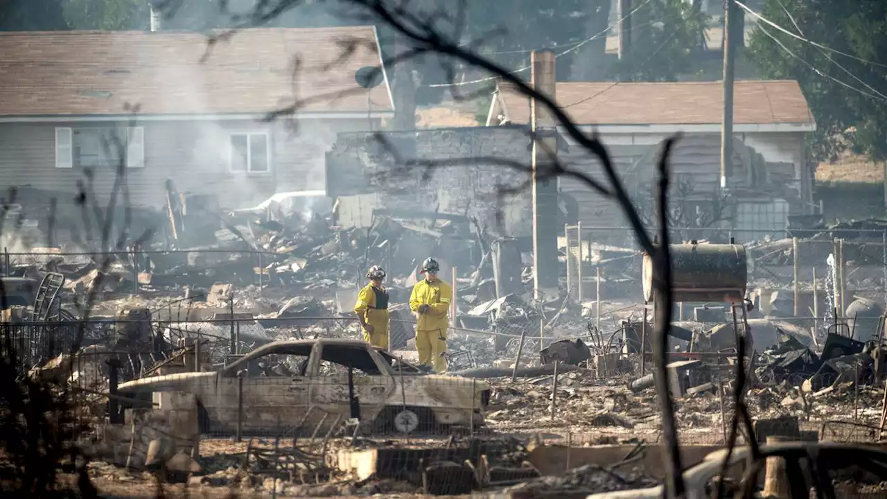 Fire-stricken California town has learned to live on edge