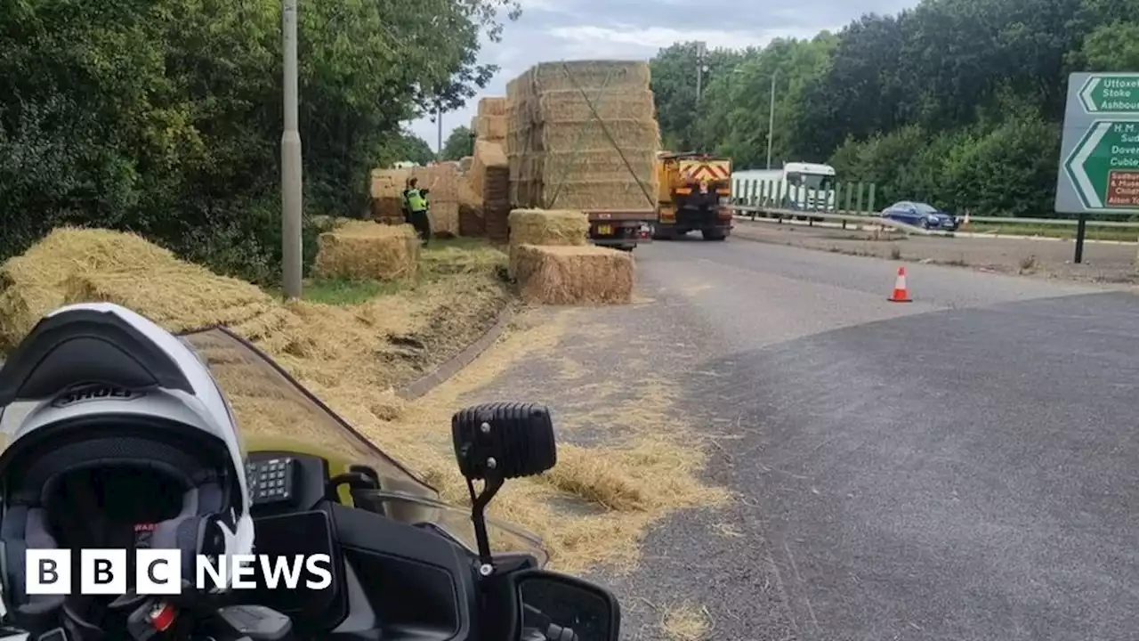 Ten-mile tailbacks after lorry loses hay bales on A50 in Derby