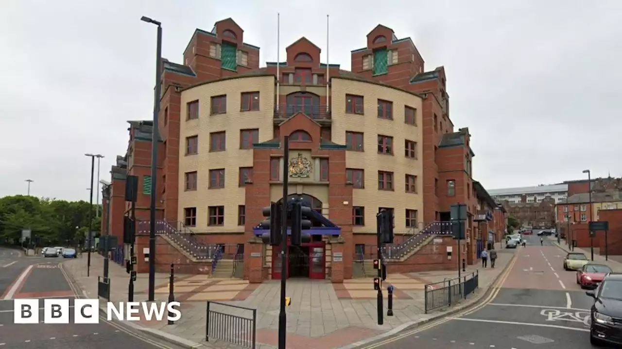 Leeds: Preacher sentenced for harassing transgender woman