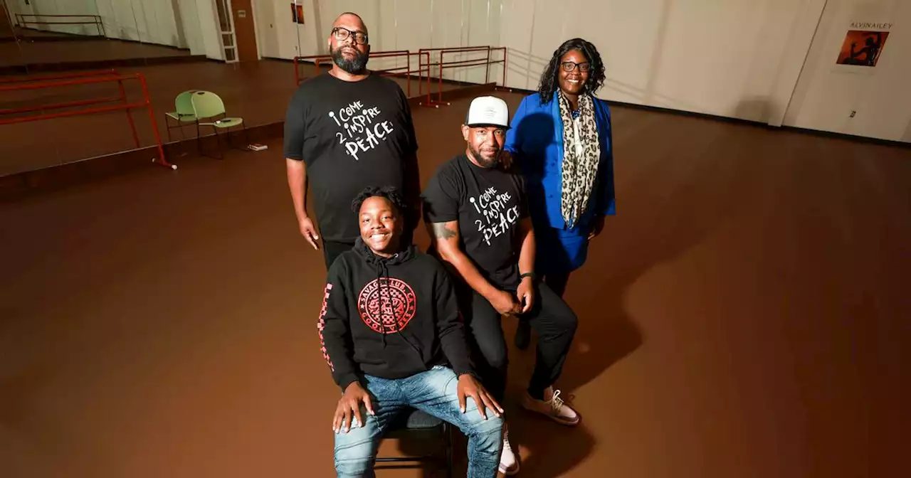 How a group of artists is using poetry to help kids in southern Dallas