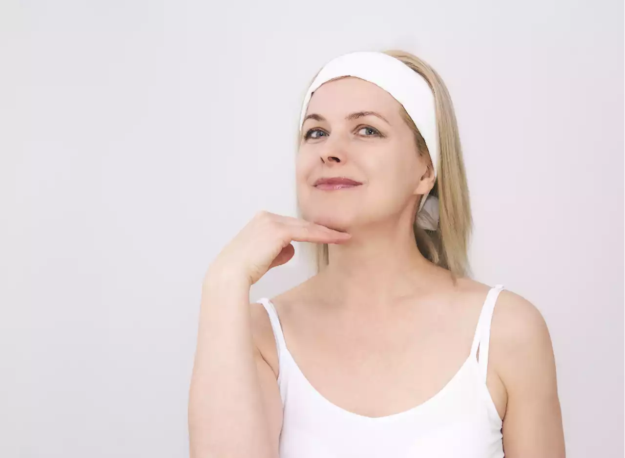 Easy Face Jowl Exercises To Tighten Up Saggy Skin, Fitness Experts Say — Eat This Not That