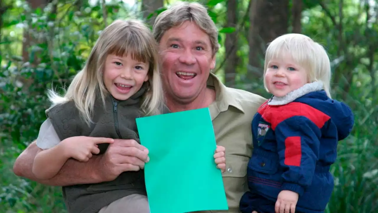 Steve Irwin honored by Bindi, Robert Irwin on 16th anniversary of his death: 'Amazing guardian angel'