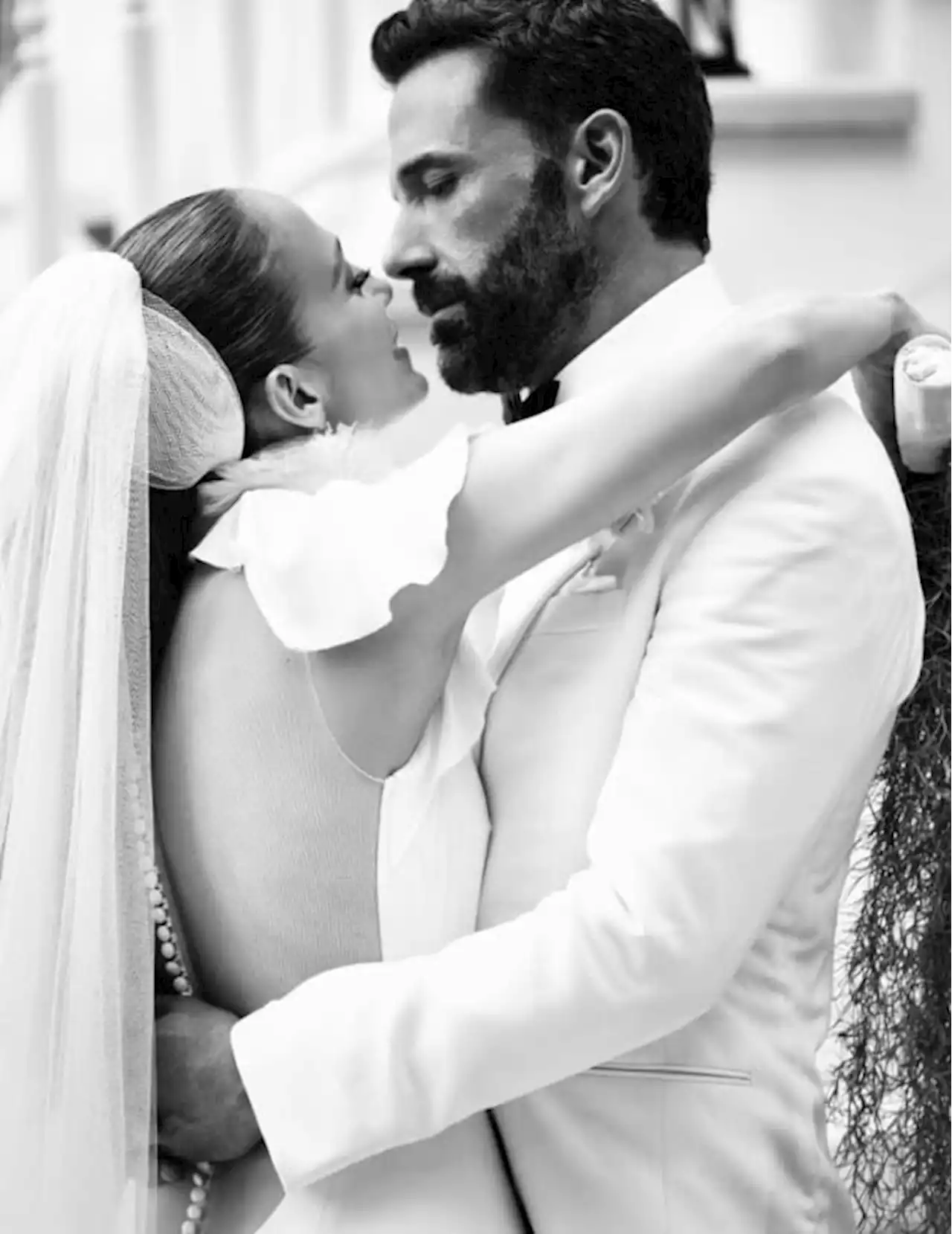 Jennifer Lopez Affleck shared her wedding song, new pics, and more romantic details from her and Ben's second nuptials