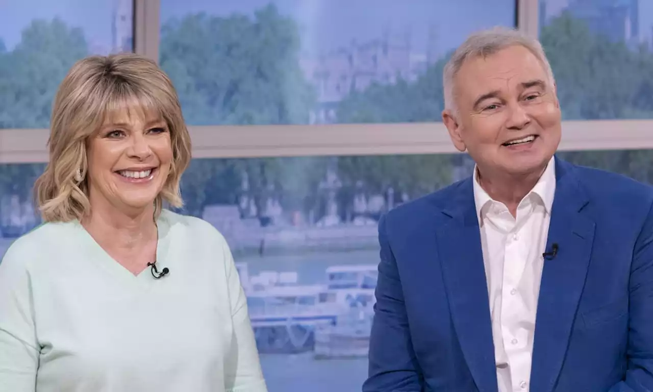 Eamonn Holmes stuns fans with incredibly youthful appearance in new photo