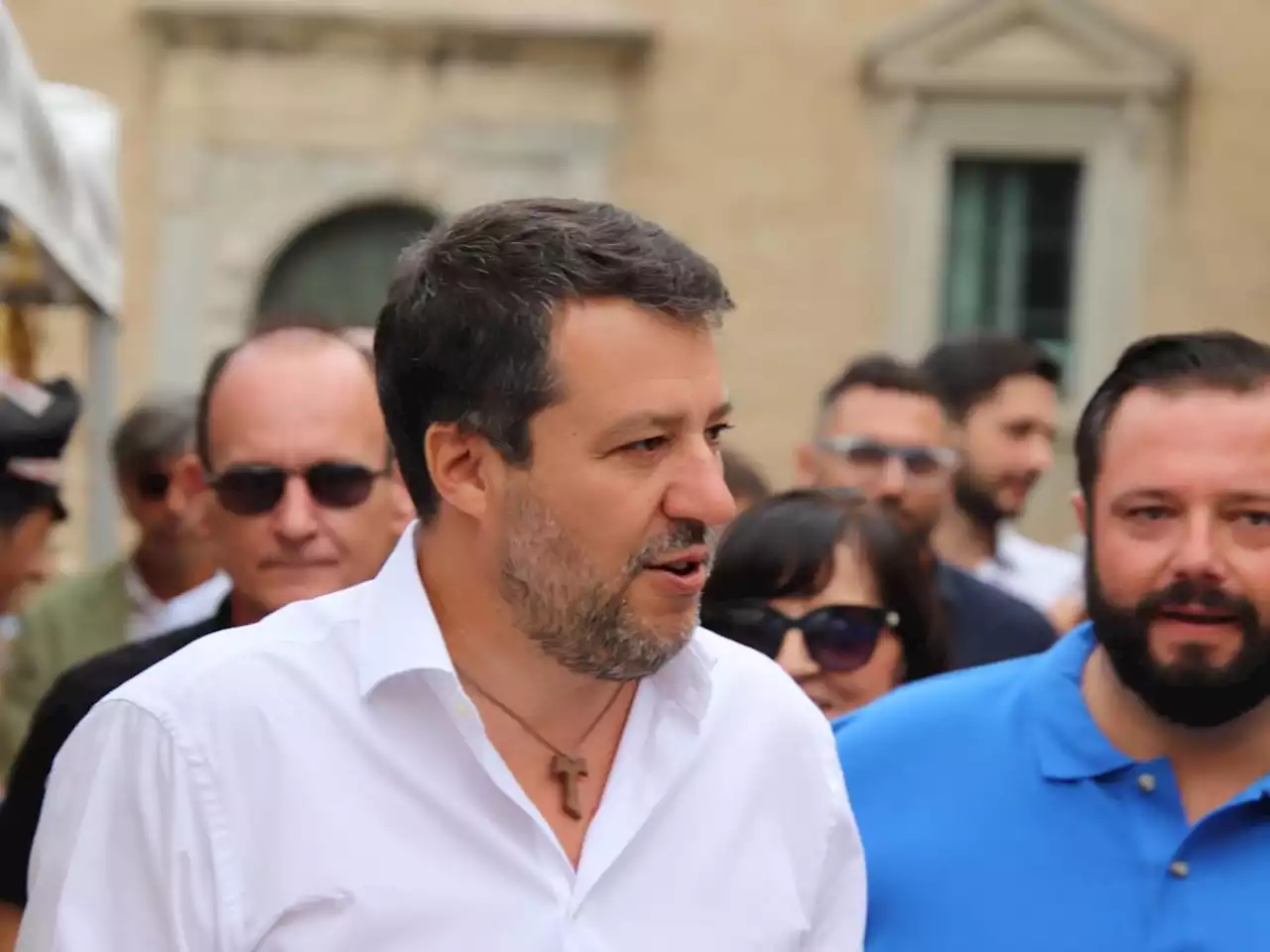 Le sanzioni dividono l'Italia. E Salvini ci prova ancora