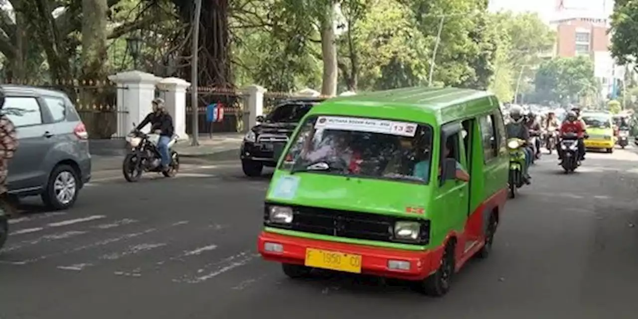 Tarif Angkot di Bogor Naik, Sopir Dilarang Minta Ongkos Lebih Mahal | merdeka.com