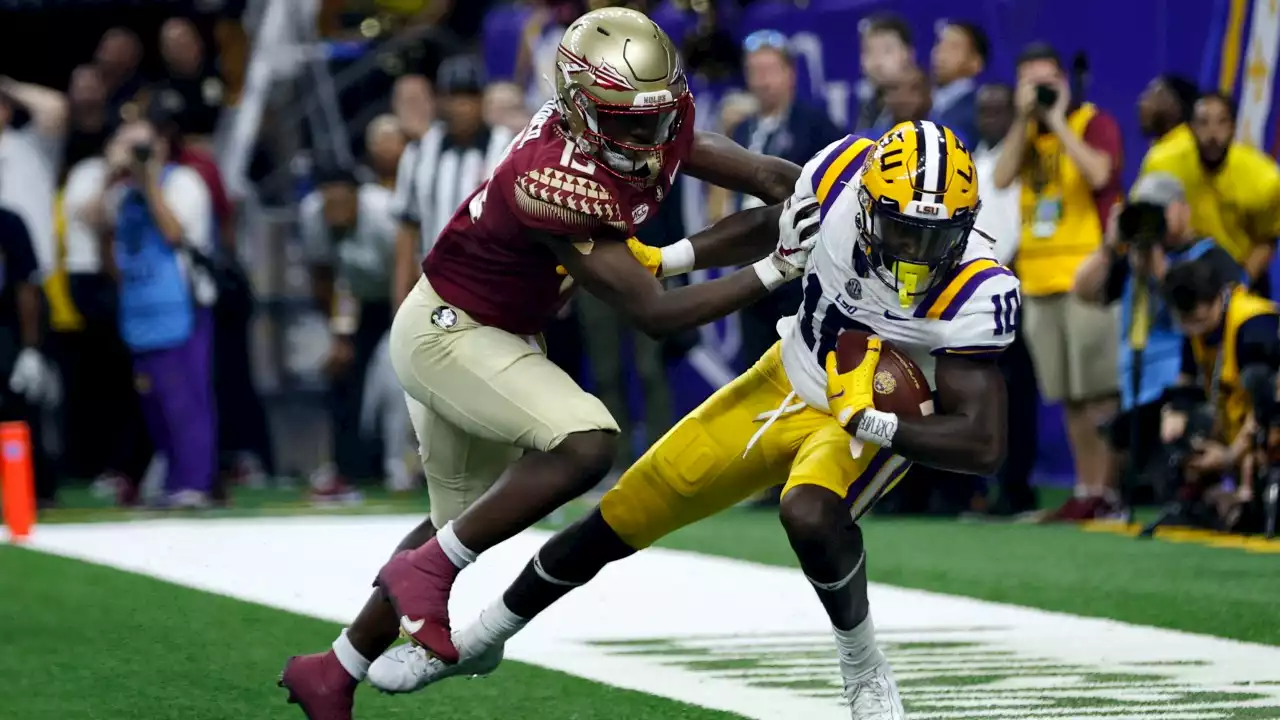 Wild Ending to Florida State Vs. LSU Game Sends Twitter Into a Frenzy