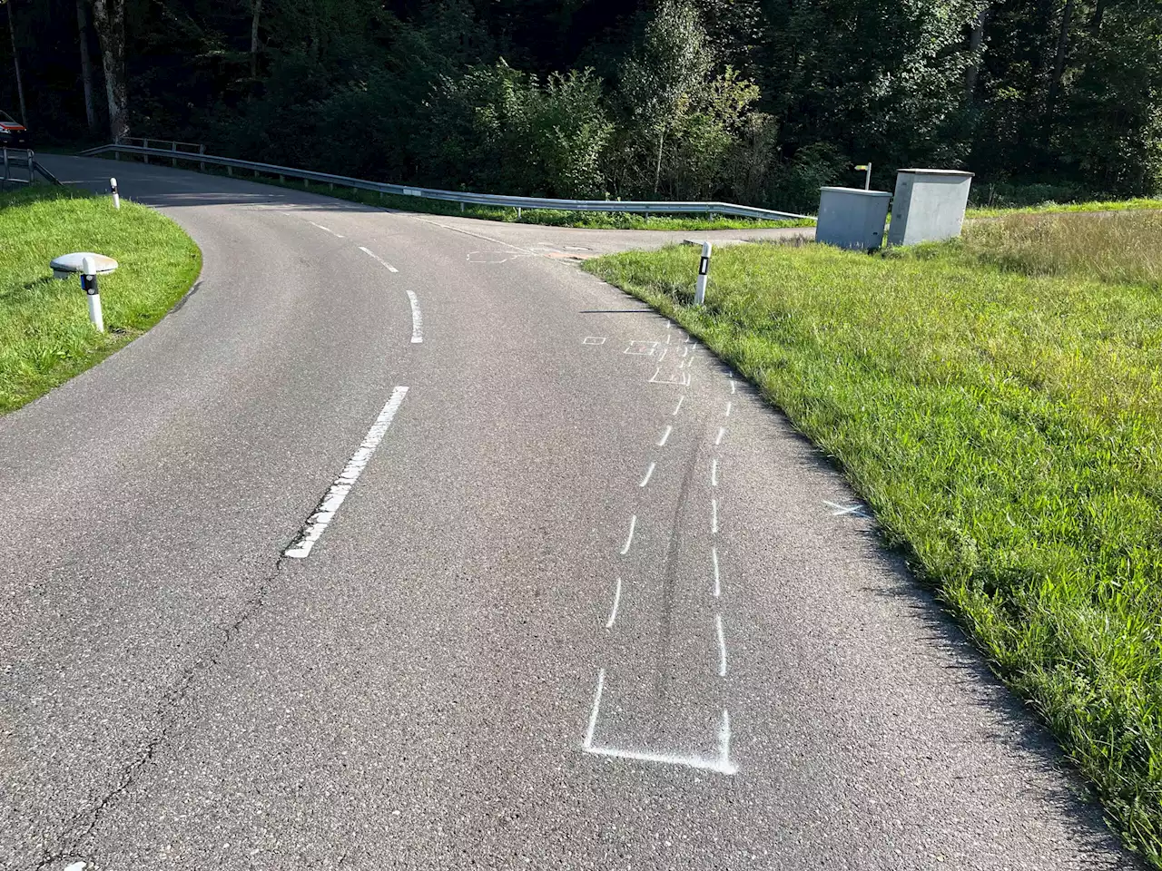 Kirchberg SG: Motorradfahrer (63) nach Selbstunfall verletzt – ins Spital geflogen