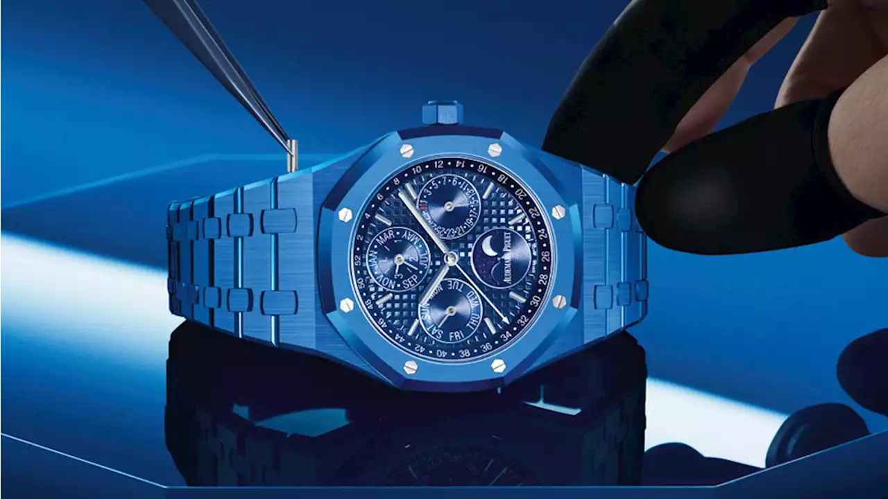 Audemars Piguet’s New Royal Oak Perpetual Calendar Is a Bonkers Smurf Blue