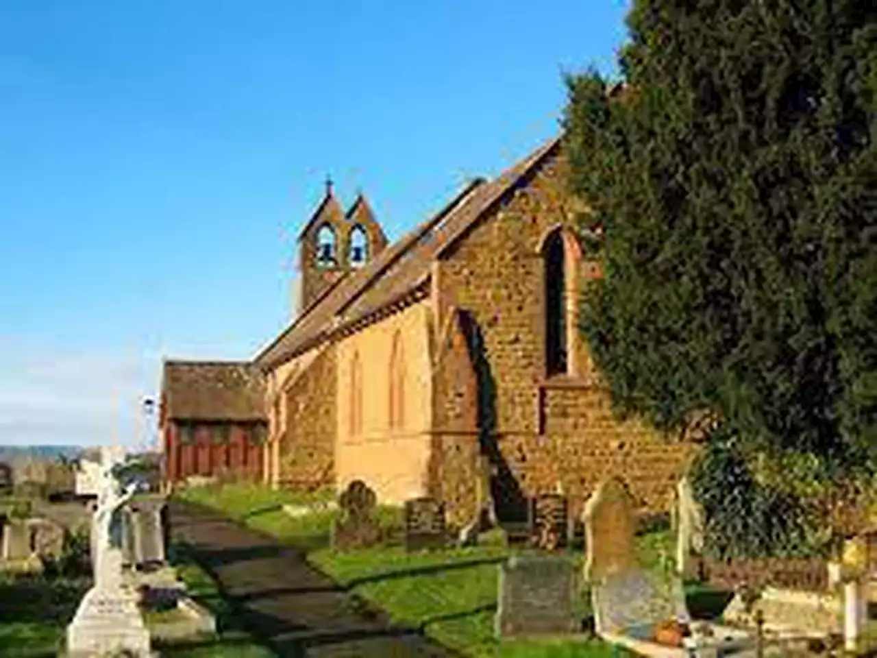 Future of St Thomas' Church at Halford under the spotlight at public meeting