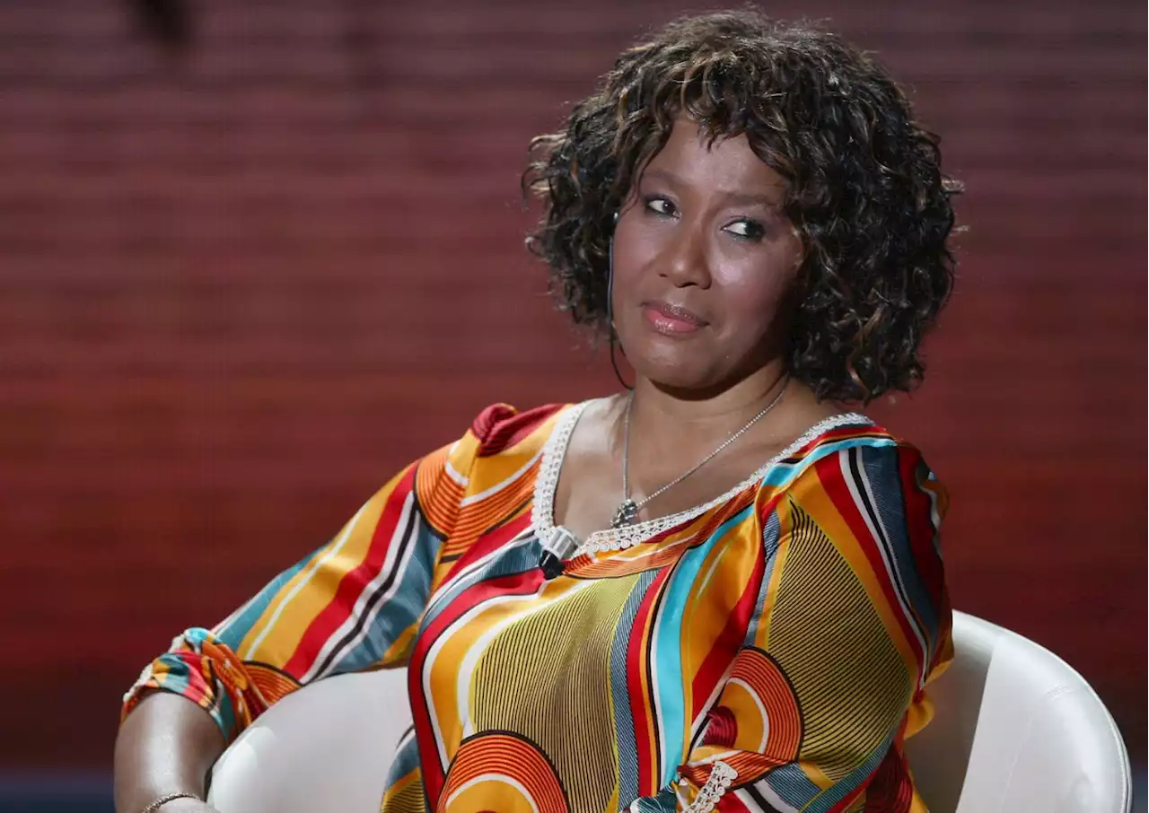 Makaziwe Mandela continues fight to auction her dad’s property