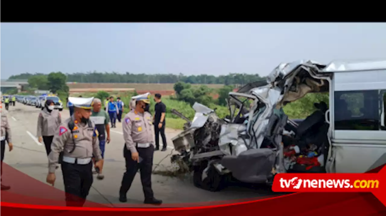 Tujuh Orang Tewas dalam Kecelakaan Maut di Tol Semarang-Batang