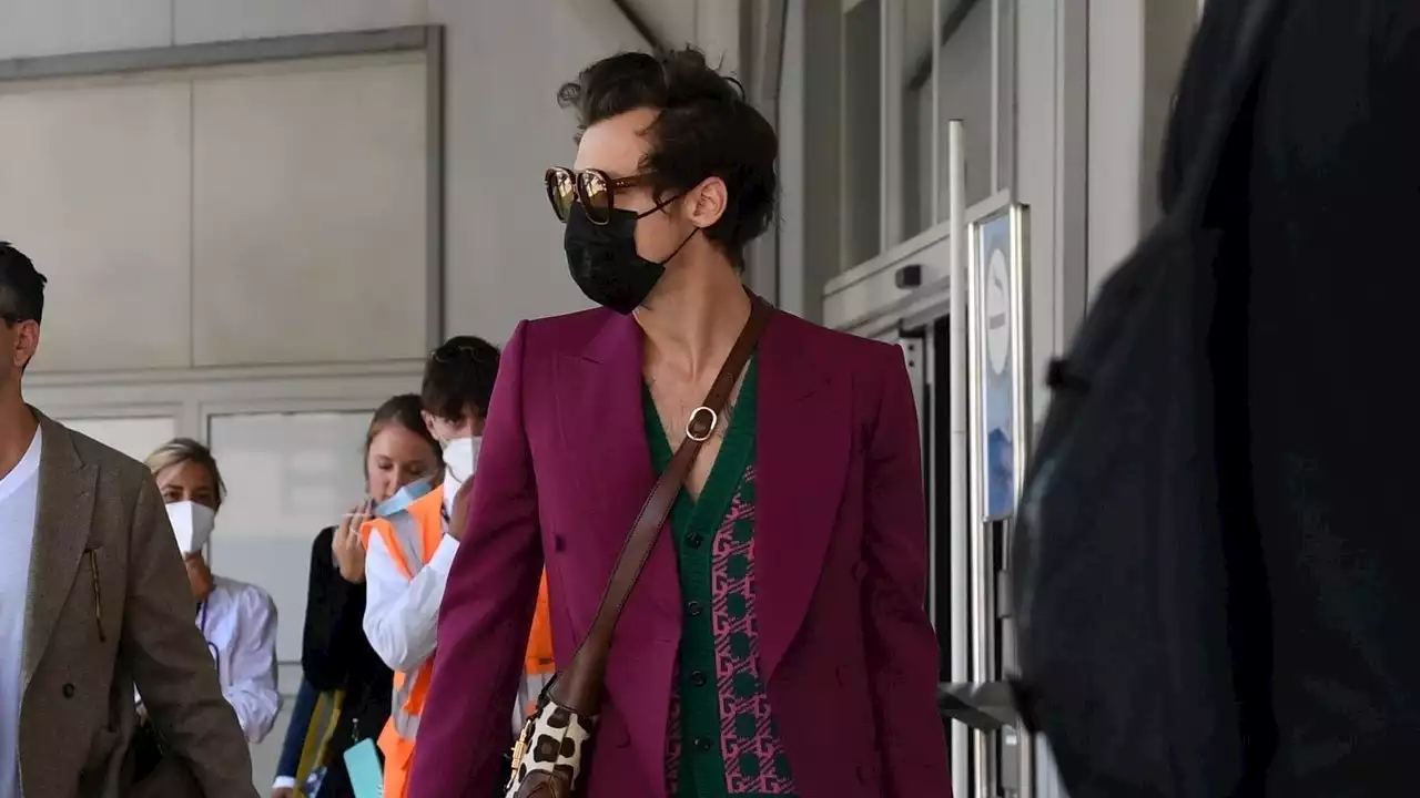 Harry Styles Touches Down in Venice Looking Like Hollywood Royalty