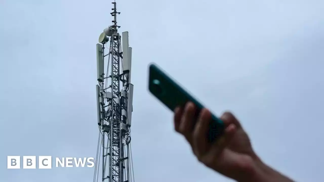 West Berkshire Council pushes back on new 5G masts