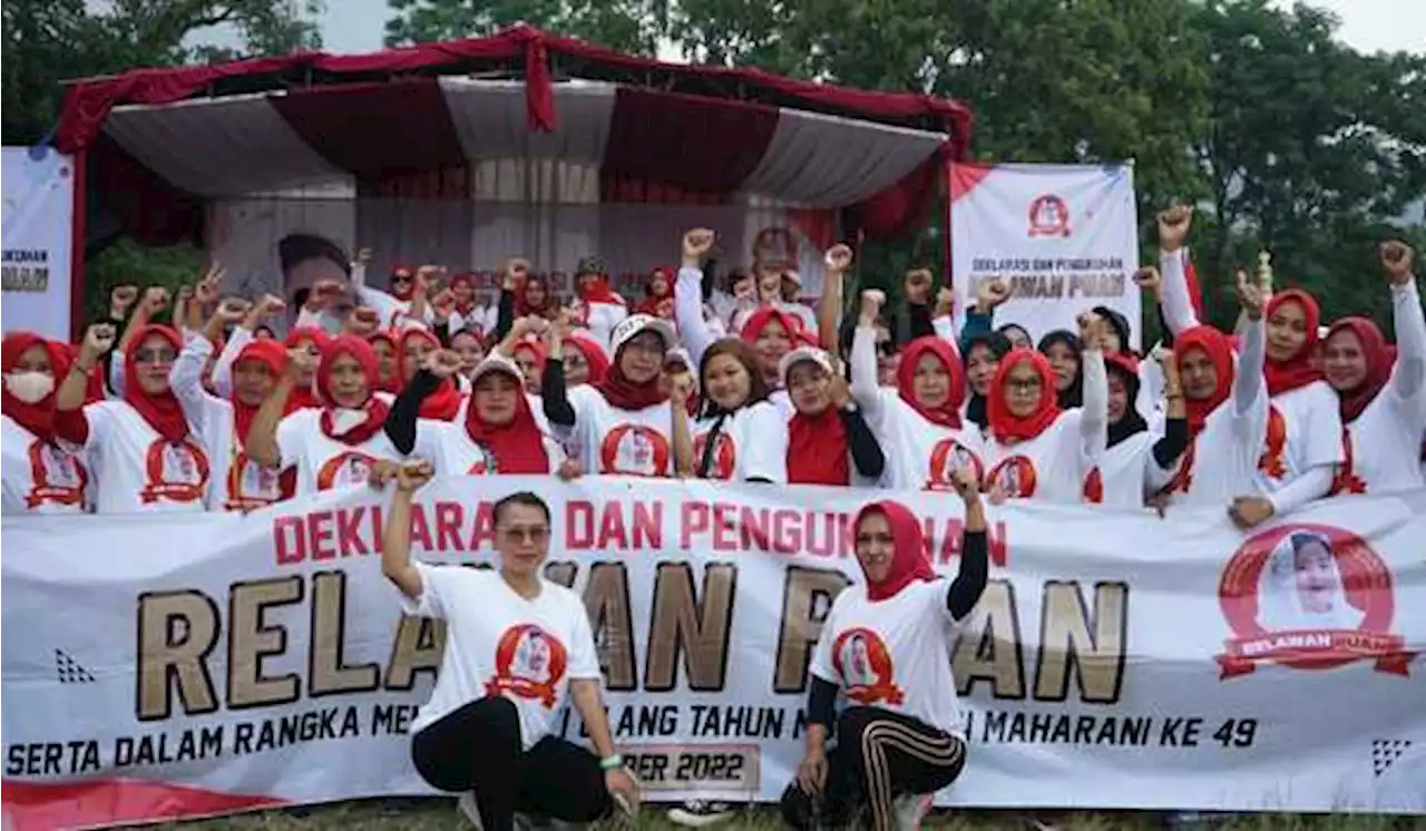 Senam Massal Ramaikan Deklarasi Puan Maharani Presiden 2024