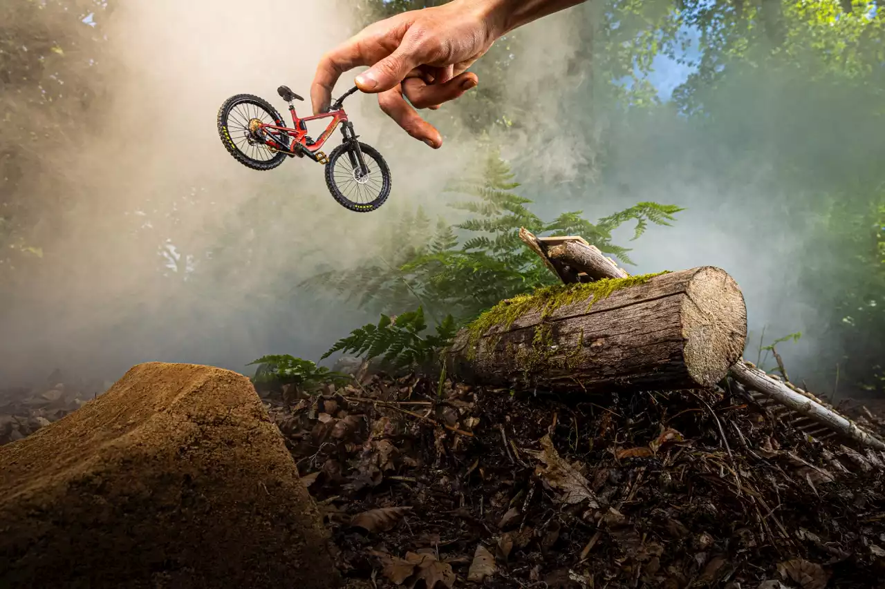 Handy MacAskill is back with another finger biking feature for Santa Cruz Bicycles!