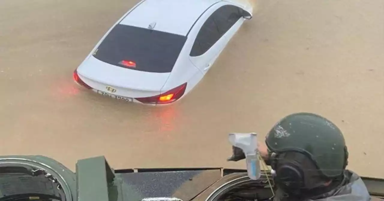 Huge Typhoon Hinnamnor slams into South Korea, leaving at least 3 dead and others missing in submerged buildings