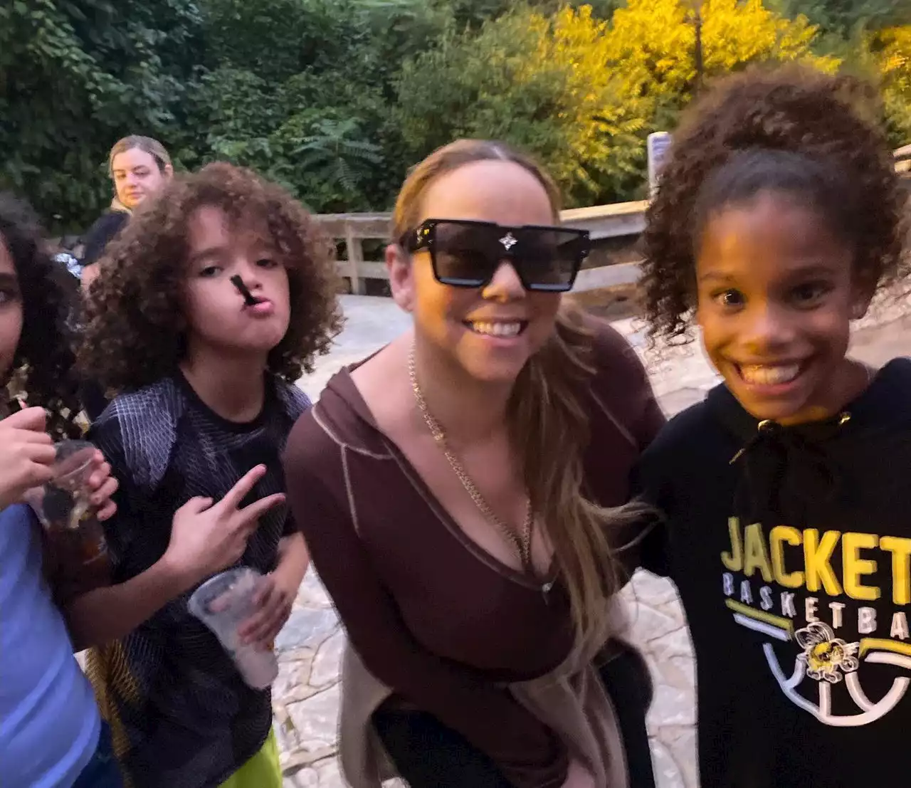 Mariah Carey spends Labor Day with kids at Cedar Point