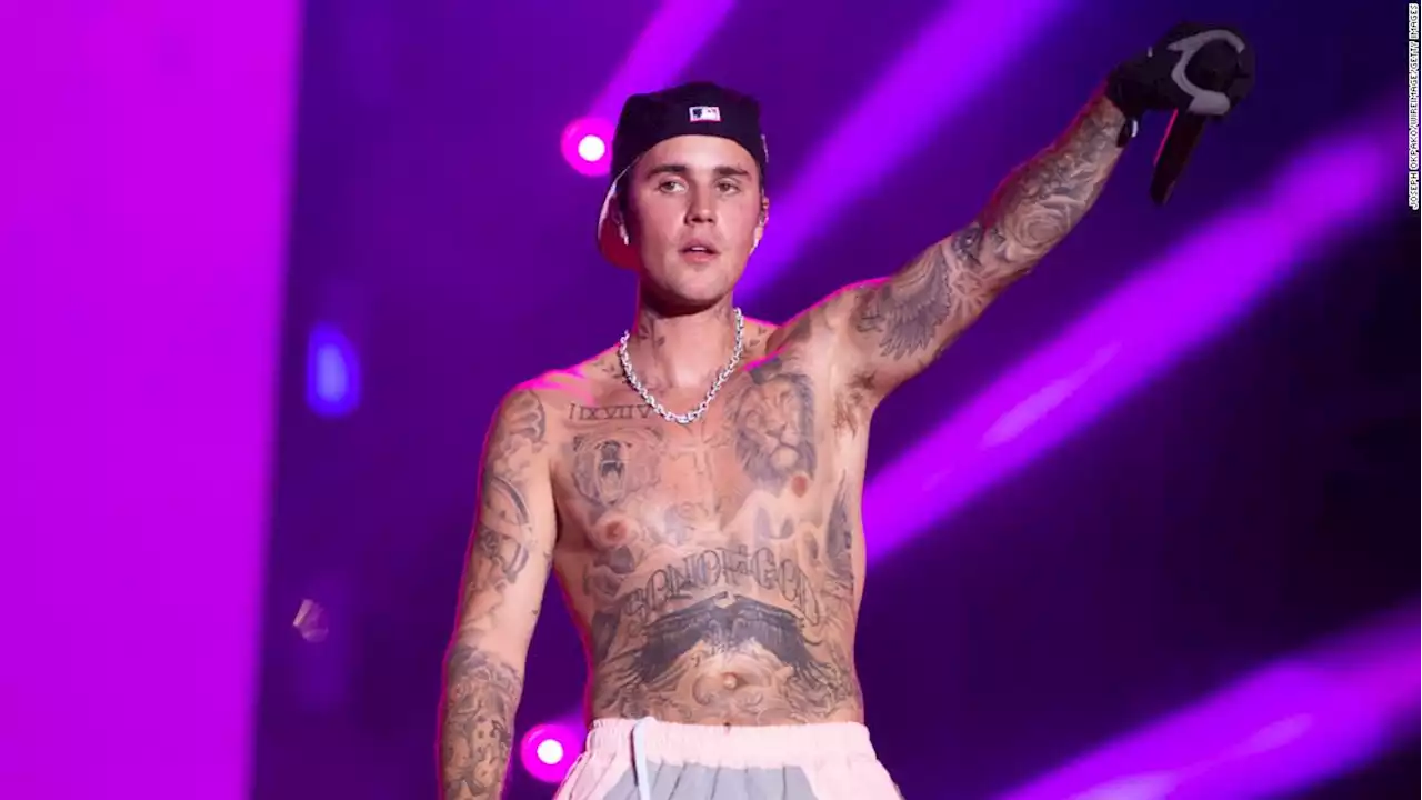 Justin Bieber suspends tour to take care of his health