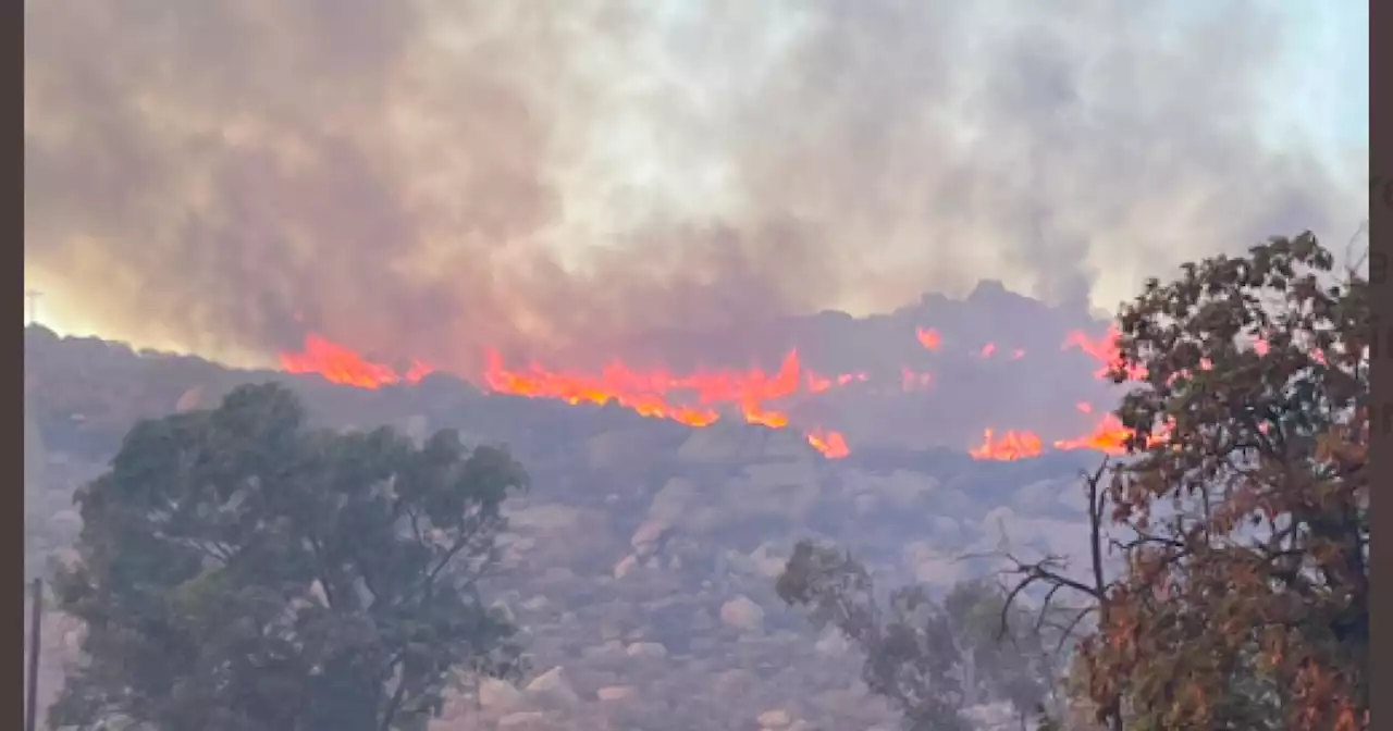 Raging southern California wildfire kills two people