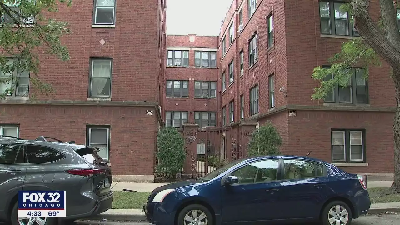 South Side Chicago residents say 'slumlord' forced them to live without hot water