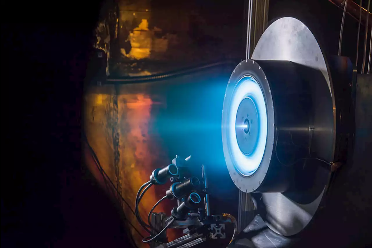 Thrusters on New NASA Spacecraft Are Solar Powered