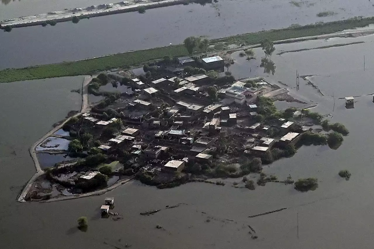 ‘Start my life from zero’: Poor Pakistanis face heavy cost of floods