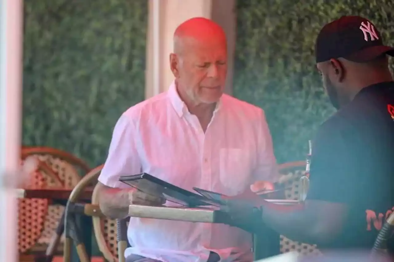 La nueva vida de Bruce Willis, alejado definitivamente de los sets y muy cerca de su familia y de sus amigos