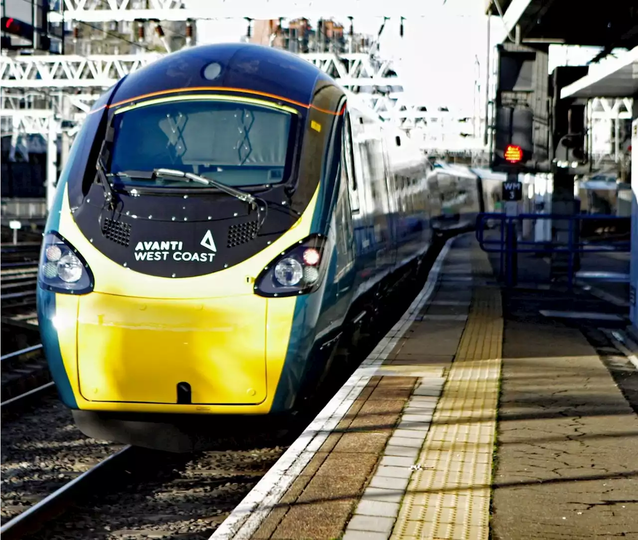 Fresh strikes announced by West Coast Line railway workers in Lancashire