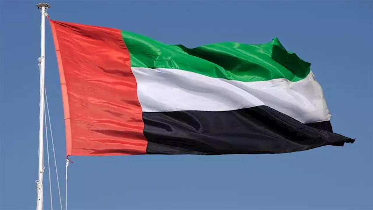 بعد السعودية وقطر.. الإمارات تتخذ قرارا جديدًا بشأن نظام الكفيل