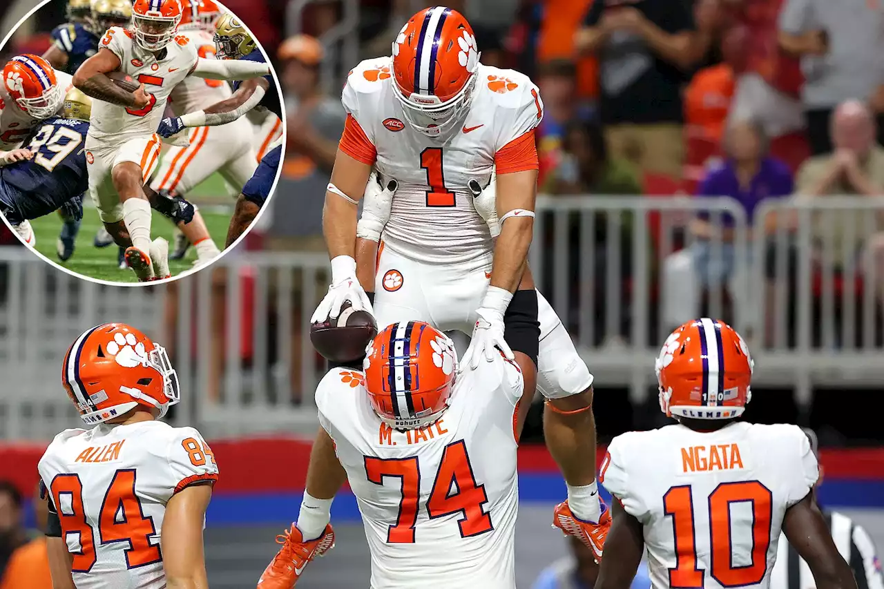 Clemson overcomes sluggish start to pull away late in rout of Georgia Tech