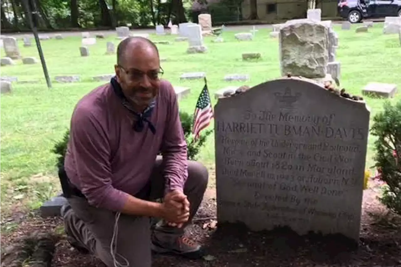 Philly ‘Walking Artist’ visits the gravesites of Tubman and Douglass — and finds allies along the way