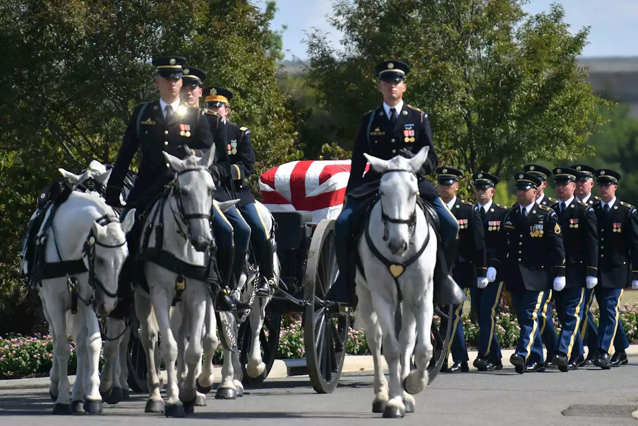 Legendary WWII hero, Holocaust camp liberator is laid to rest in Arlington