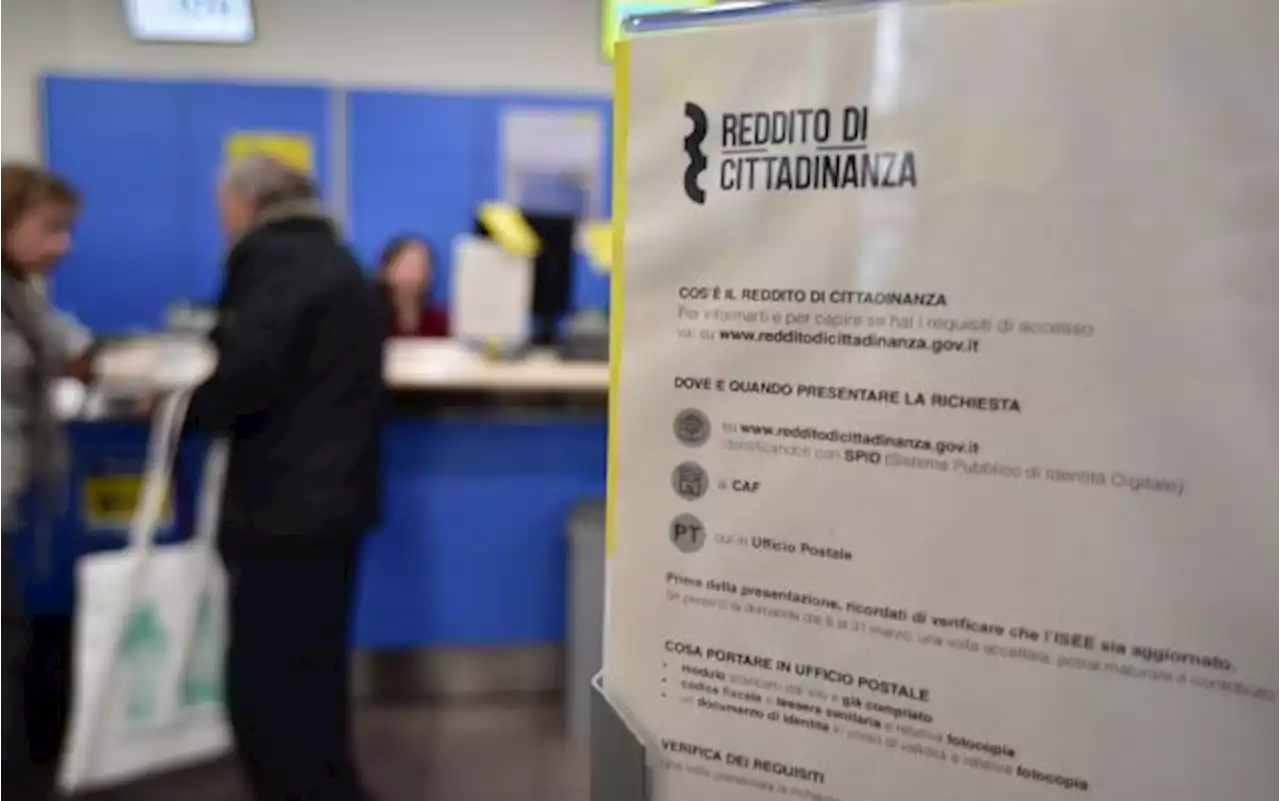 Elezioni 2022, il programma dei partiti sul Reddito di cittadinanza