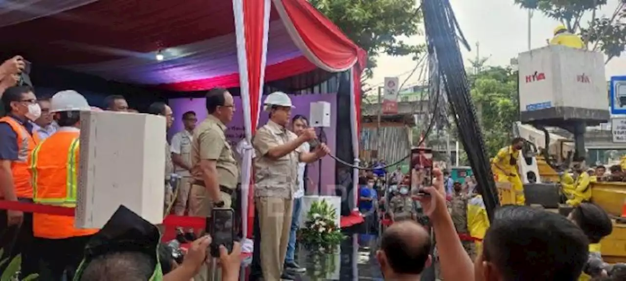 Proyek Kabel Bawah Tanah Dimulai, Warga Mampang Prapatan Minta Anies Juga Tata Trotoar