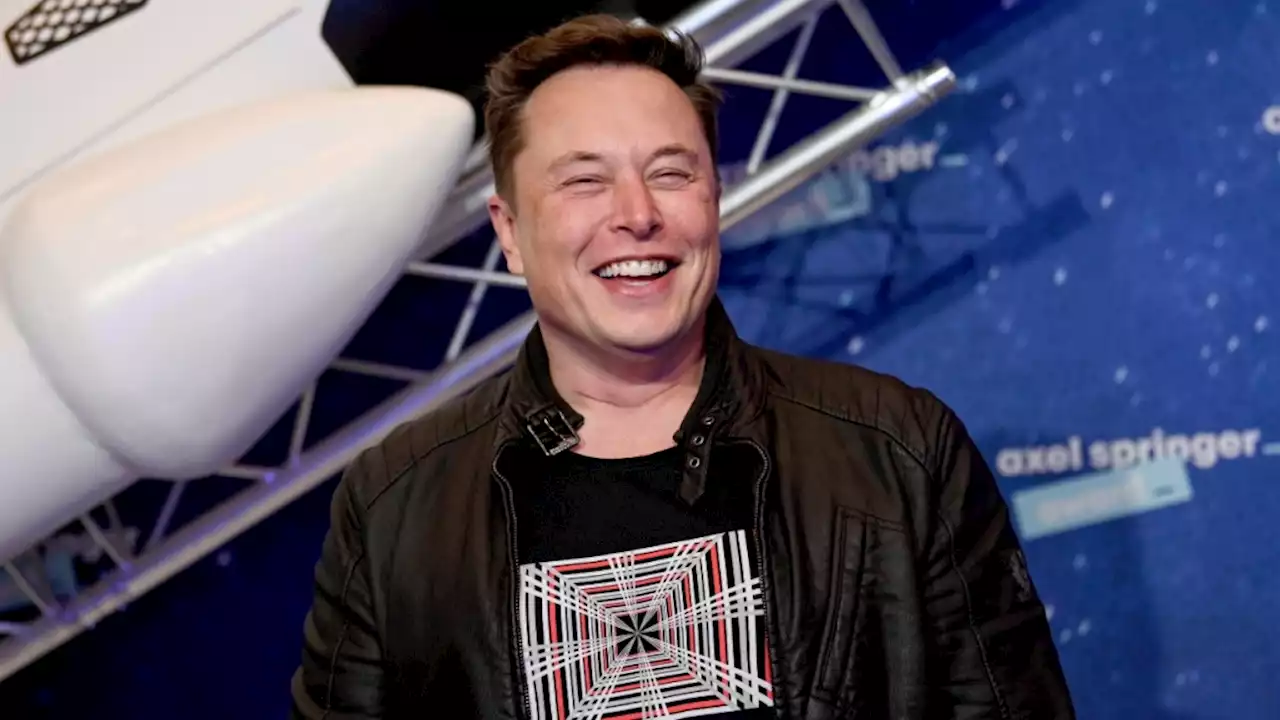 Elon Musk Slams Amazon’s ‘Lord of the Rings’ Series: “Tolkien Is Turning In His Grave”