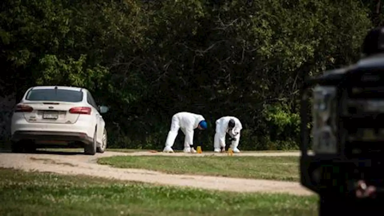 One suspect in Canada Saskatchewan stabbings found dead