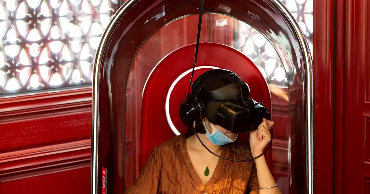 How to Reduce Motion Sickness in Virtual Reality