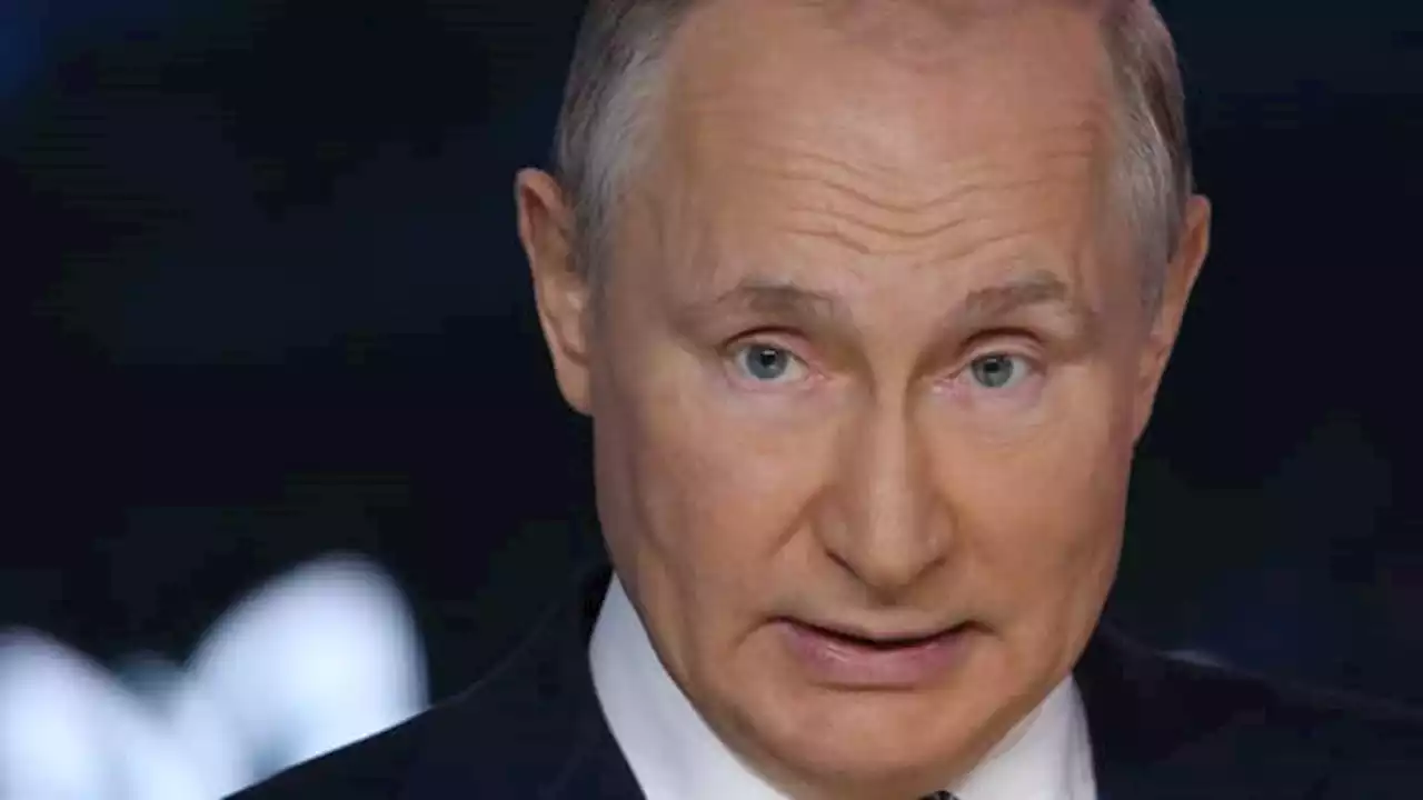 Putin says sanctions are a 'danger' to the world; Ukraine counterattacks in Kharkiv while Russian troops are occupied in the south