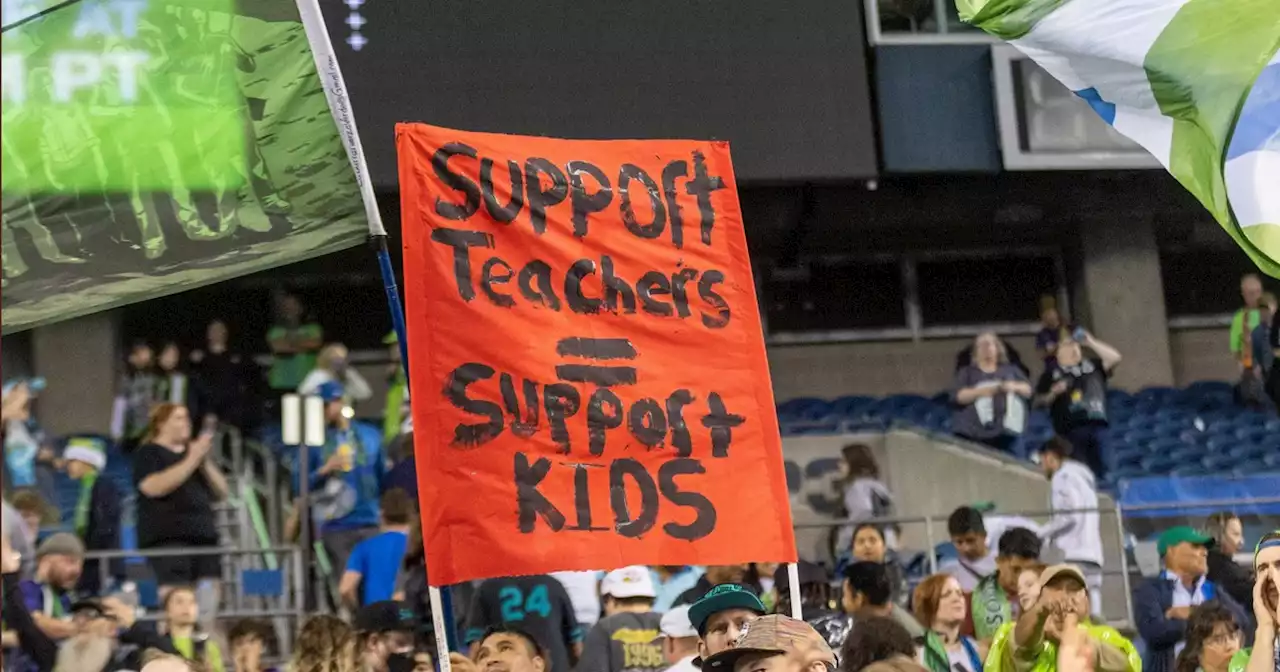 While Hoping for a Deal, Seattle Teachers Vote to Strike on the Eve of First Day of School