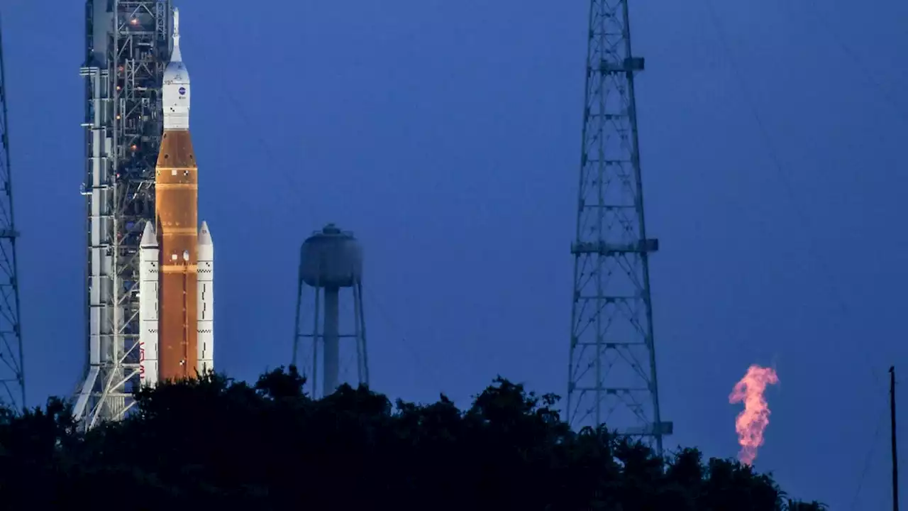 NASA will try to fix Artemis I rocket at pad, but still might roll back to VAB