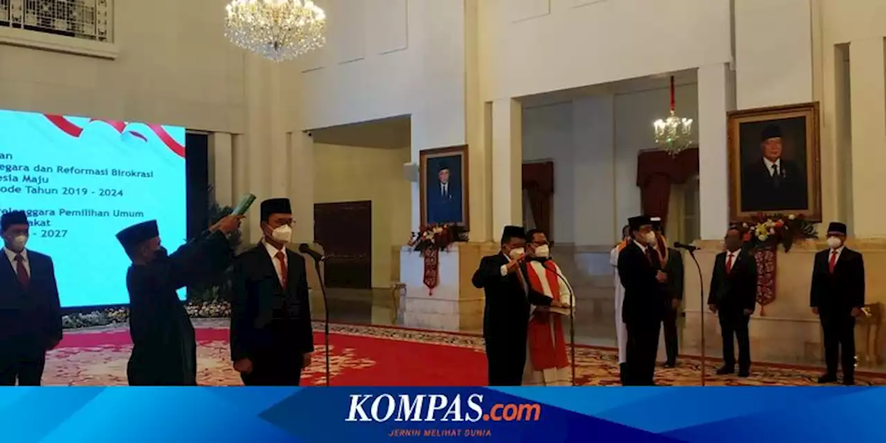 Jokowi Lantik 5 Anggota DKPP Periode 2022-2027