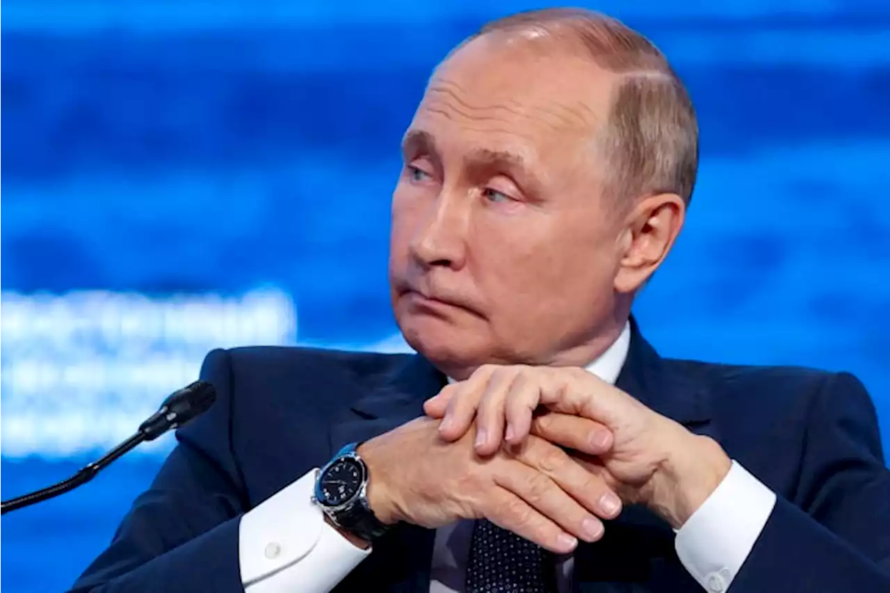 Putin mocks West, says Russia will press on in Ukraine