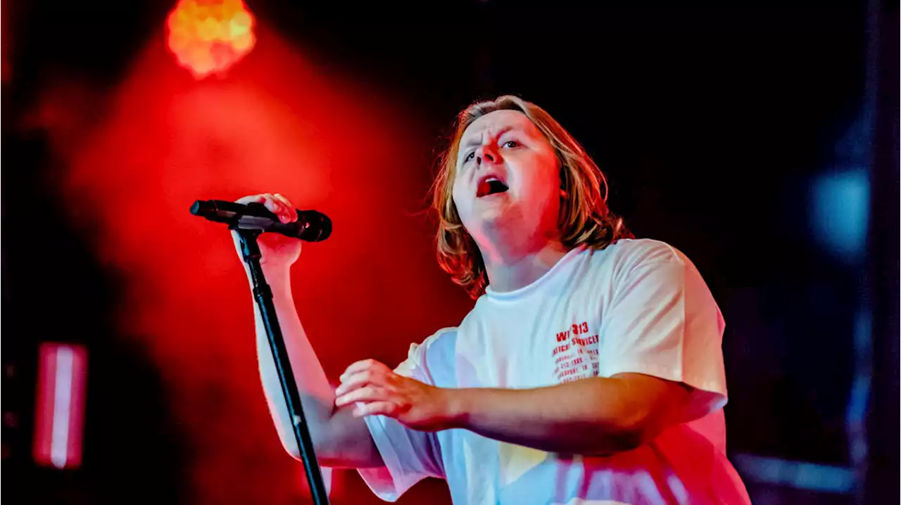 Lewis Capaldi reveals he has Tourette's and says diagnosis makes 'so much sense'