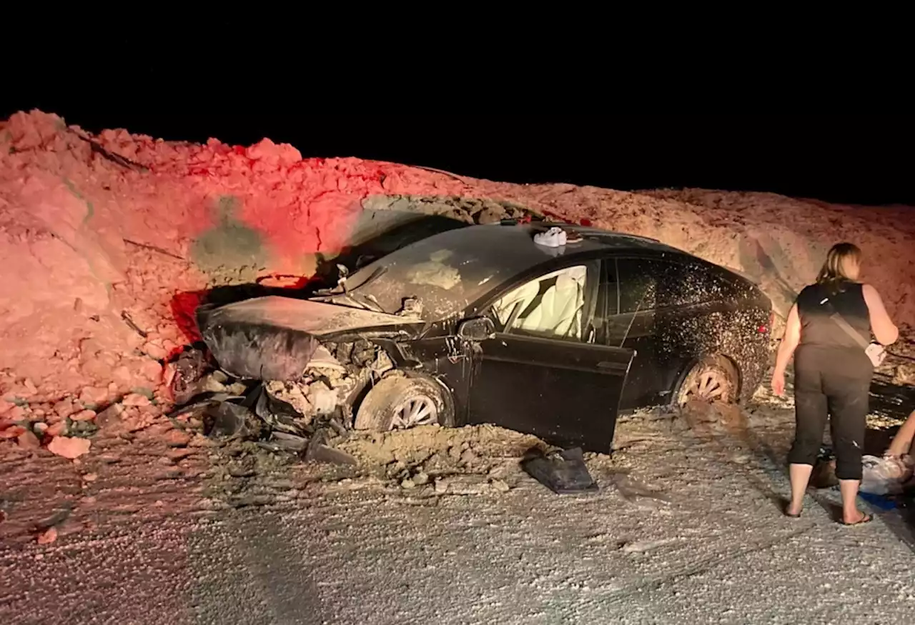 Tesla crash on Bonneville Salt Flats injures family of five