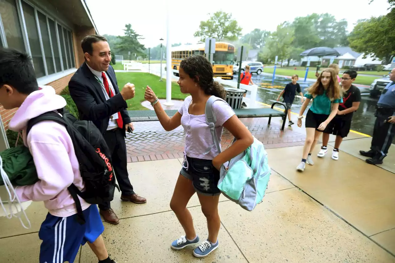 Principals mark their first day on the job as N.J. students return to school (PHOTOS)