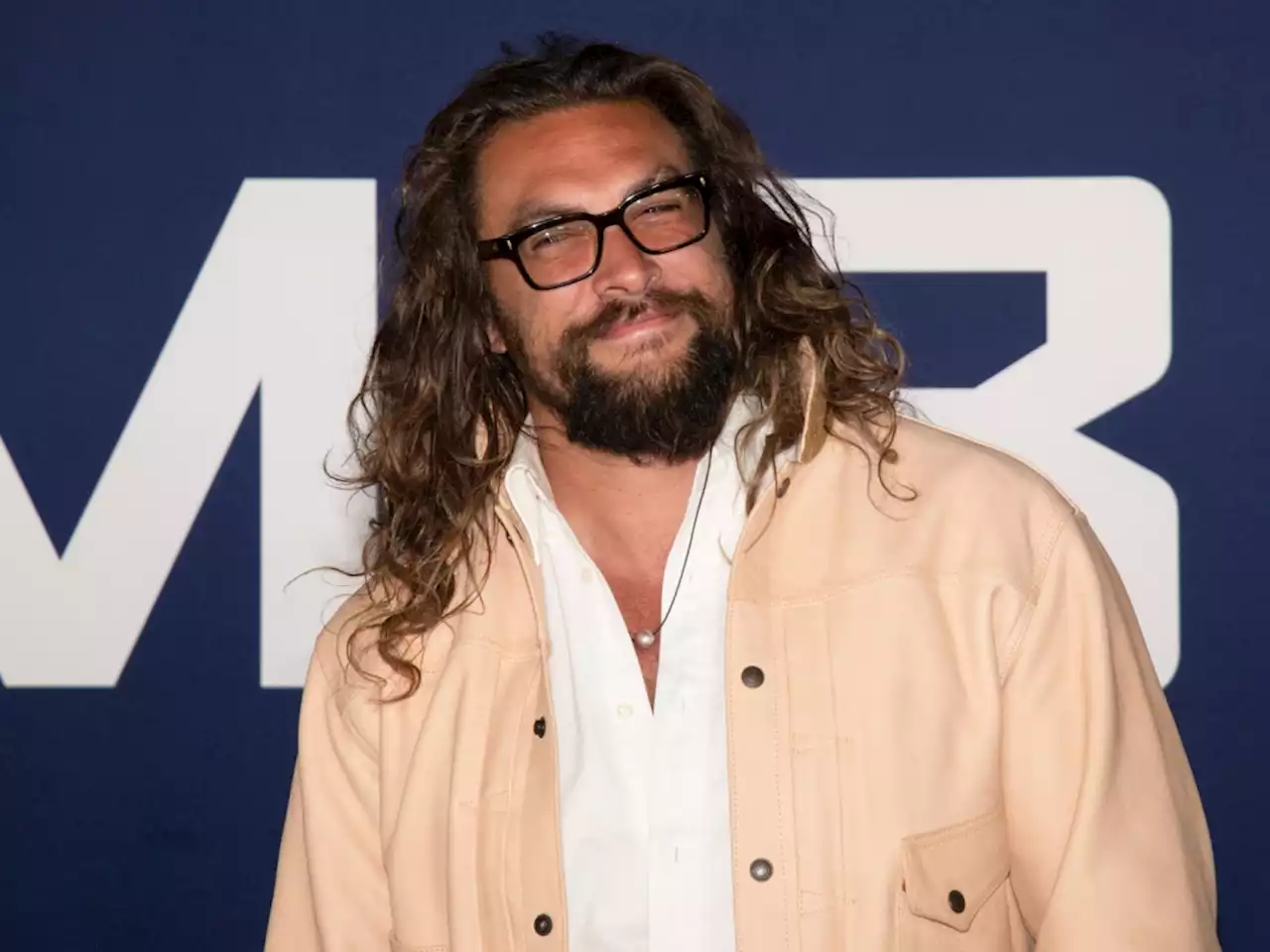 Jason Momoa's Sudden & Shocking Hair Transformation Is All About 'New Beginnings'