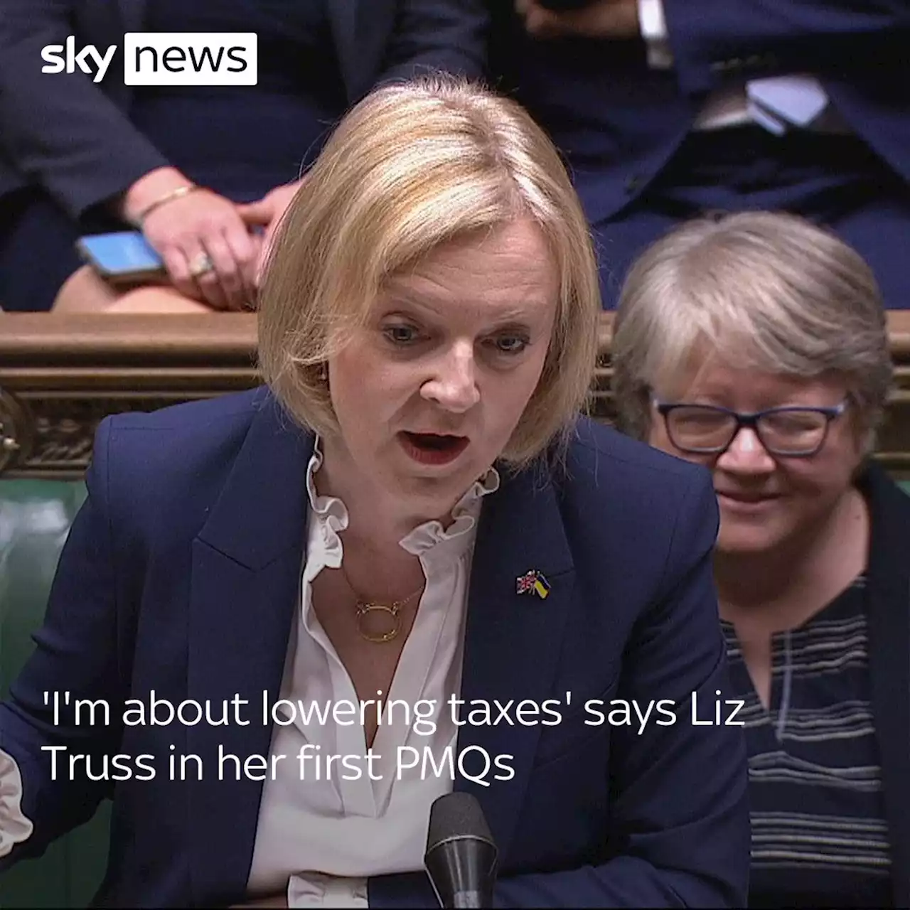 PMQs: Liz Truss and Keir Starmer clash over energy bills - as new PM confirms announcement tomorrow