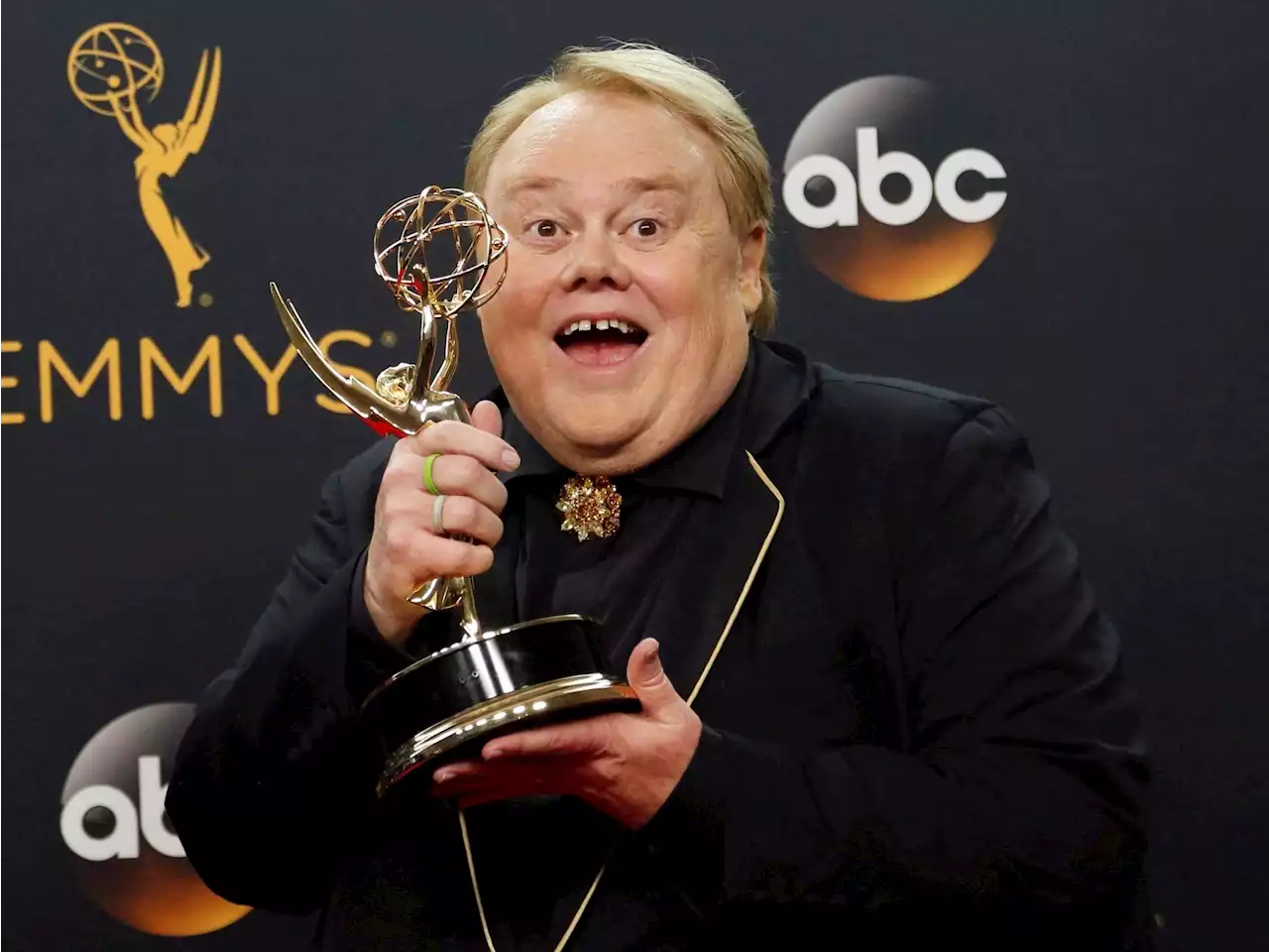 Louie Anderson was a victim of 'elder abuse,' says his sister