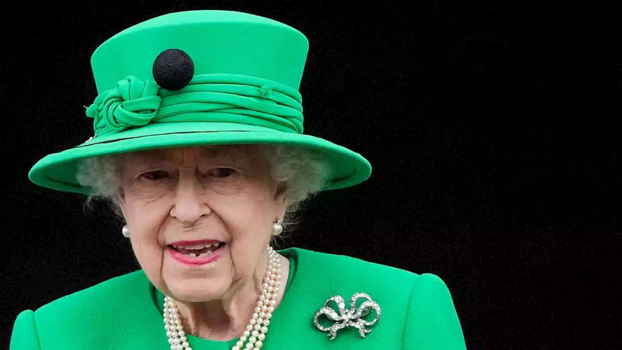 Queen Elizabeth live updates: Royal family gathers by her side at Balmoral Castle